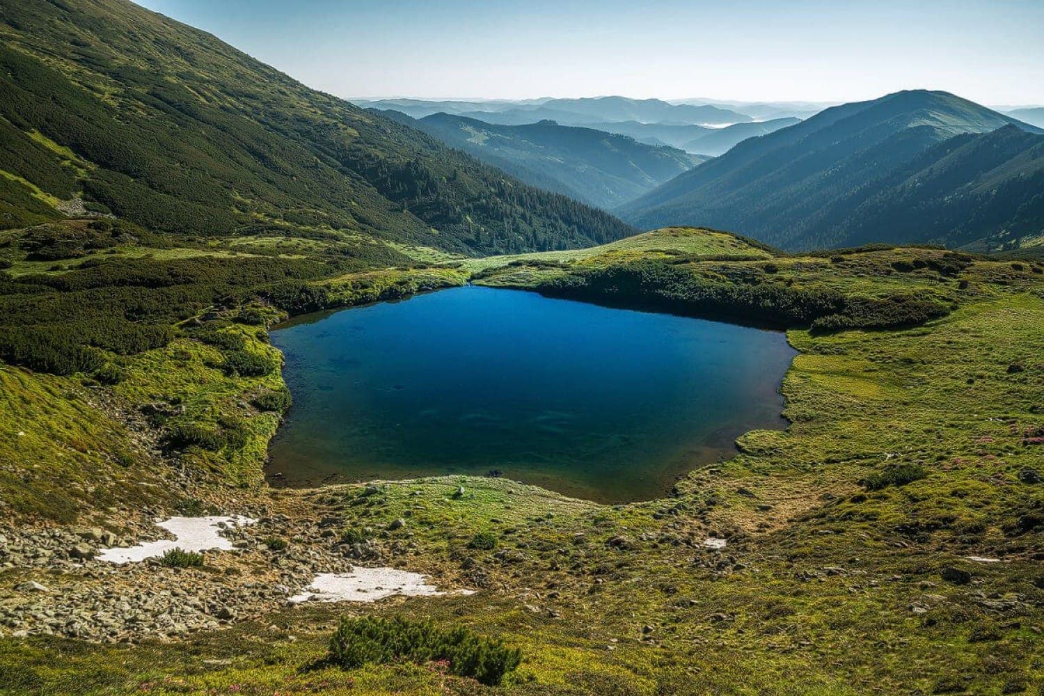 Munții Rodnei - lac glaciar
